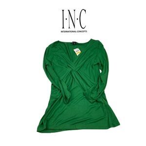 NWT Green Long Sleeve Shirt. Sz M